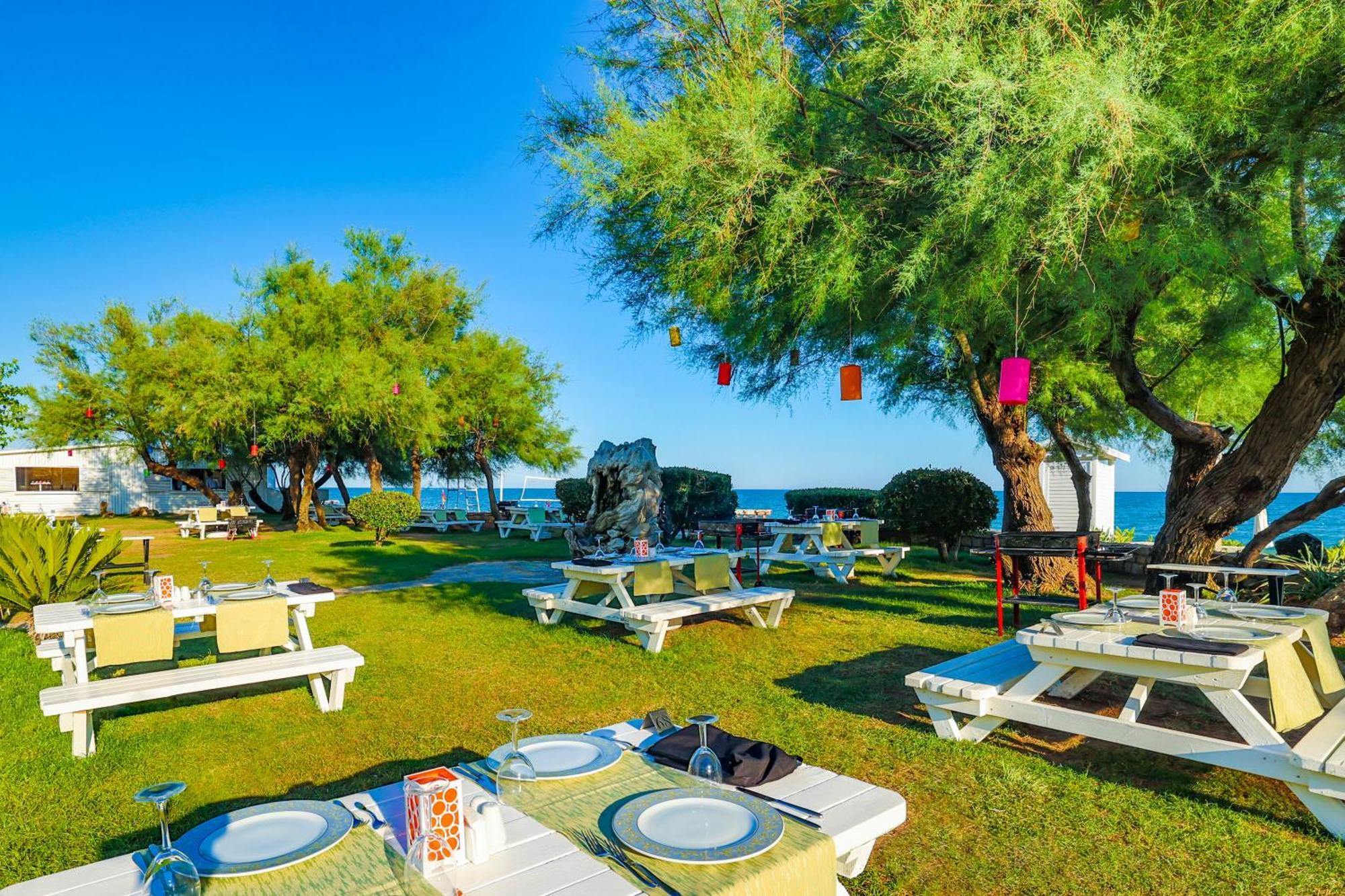 Crystal Tat Beach Golf Resort & Spa Belek Esterno foto